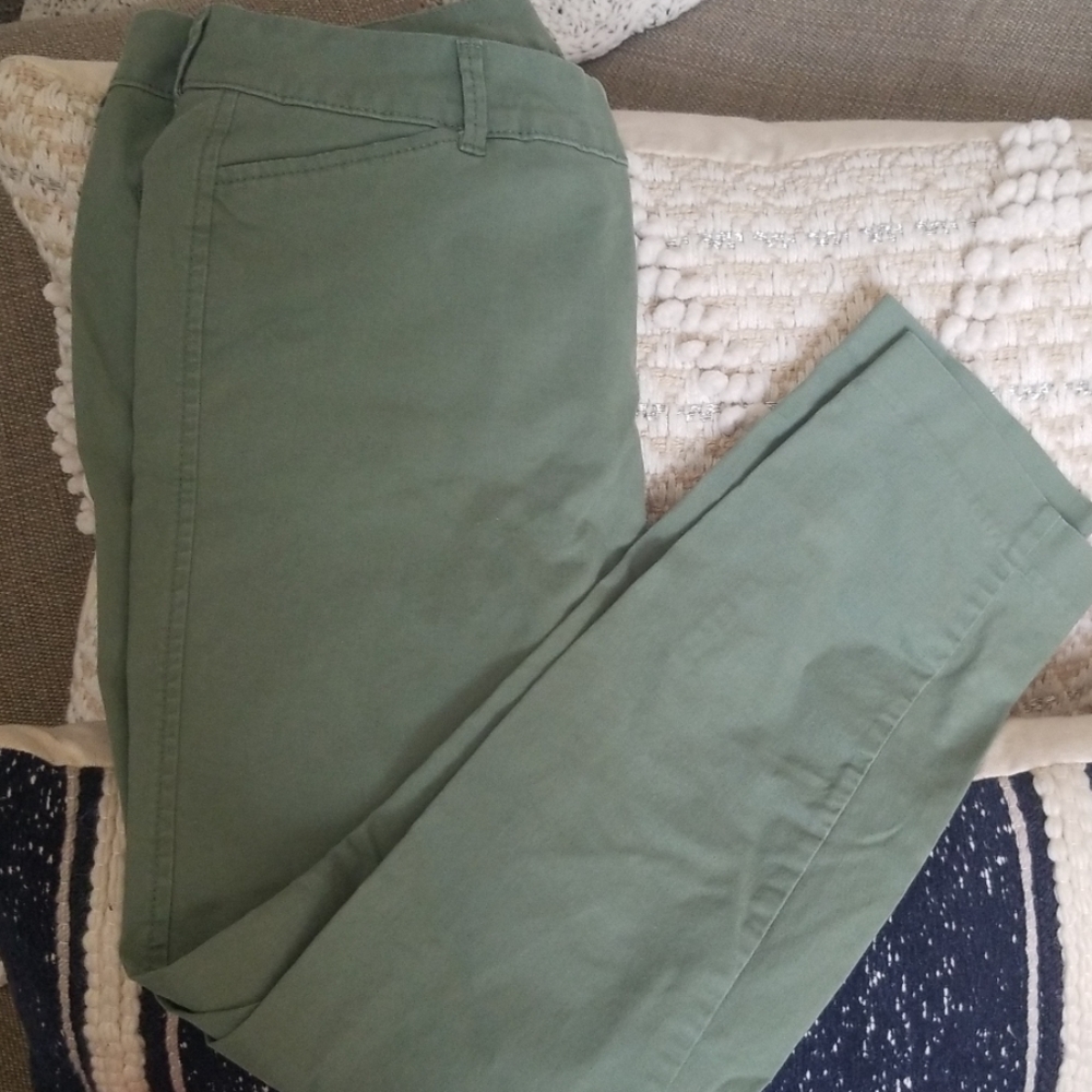 Old navy pants